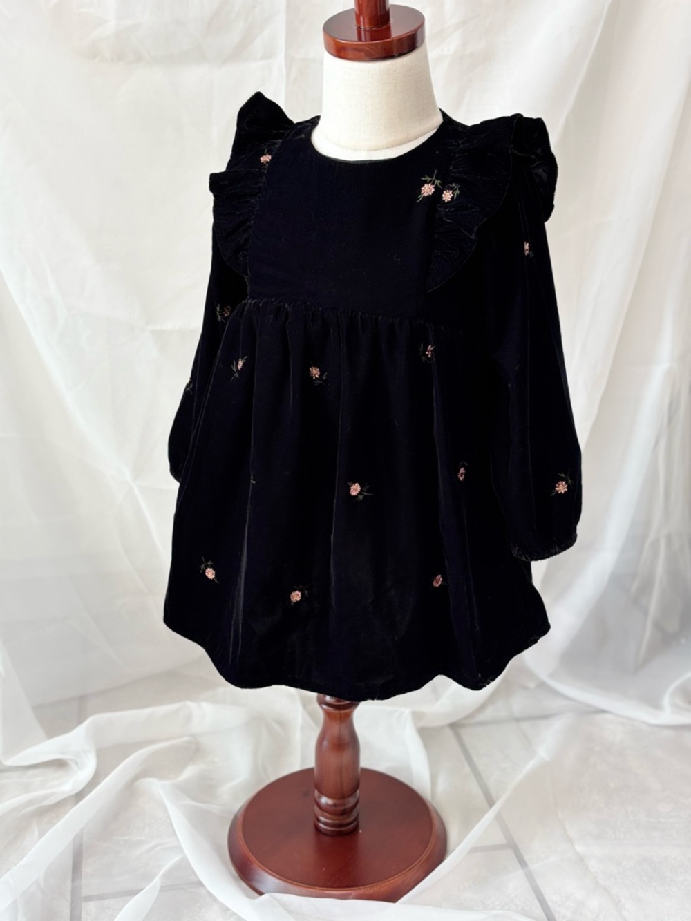 Zara Black Infant Garment - 18-24 Months